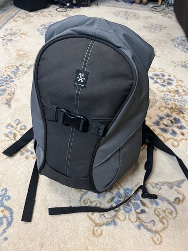 Crumpler karachi outpost - karachi,