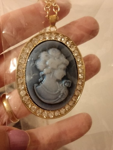 Collana cameo blu con - collana,