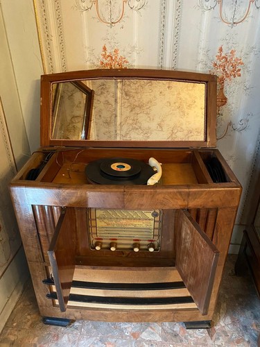 Mobile vintage radio - mobile, e