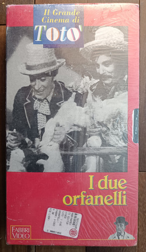 Due orfanelli toto in - orfanelli,
