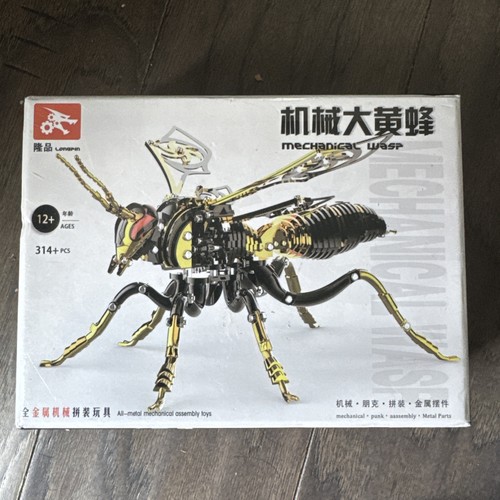 Wasp meccanica puzzle in - 3d,