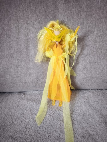 Poupée winx daphné - rare,