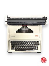 Macchina da scrivere Carina 3