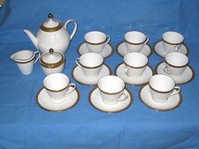 ANTICO SERVIZIO DA  THE' IN PORCELLANA FIRMATO BAVARIA SELTMANN WEIDEN