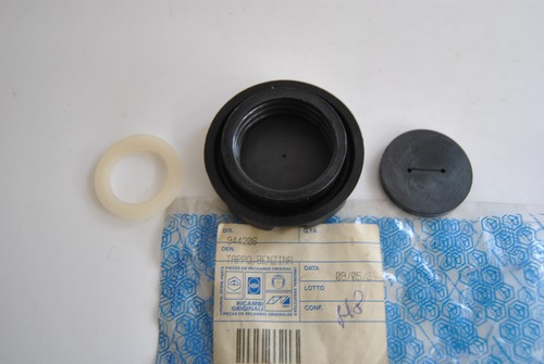 Tappo serbatoio carburante