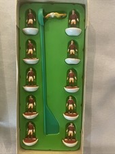 Subbuteo team charlton - hw,