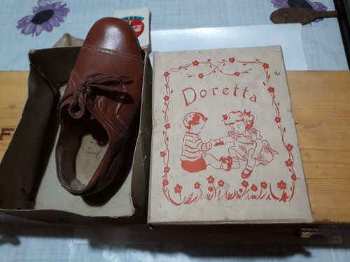 Campionario scarpe doretta - ,