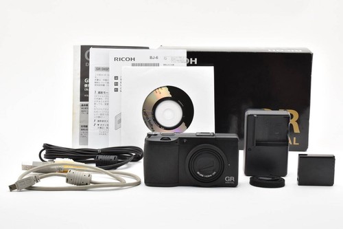 Fotocamera compatta ricoh - fotocamera,