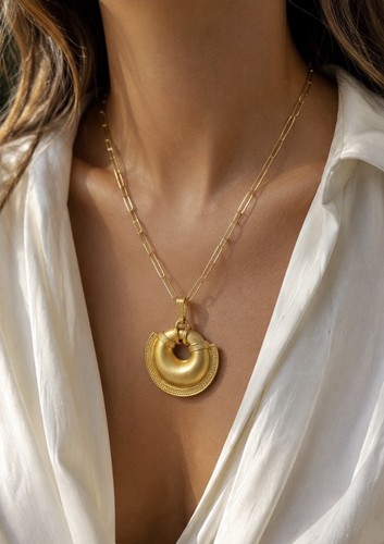 Collana con ciondolo farfalla