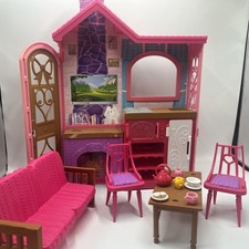 Barbie Camping Fun Cabin Play
