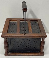 Scaldapiedi diligenza/carrozza. Riscaldatore antico a legna e latta