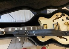 Epiphone Emperor Swingster Royal White chitarra semiacustica