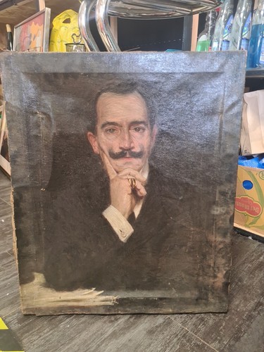 Ritratto olio tela uomo - su,