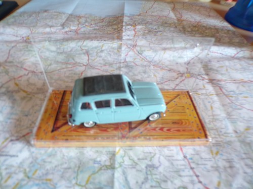 Renault 1961 fermé norev - 4, l