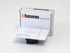 Termostato connesso BTICINO Smarther X8000 da incasso per parti di ricambio