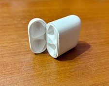 Case di ricarica Apple Airpods 2 gen - 14 mesi di vita - Con scatola e cavo
