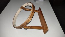 Telaio rotondo  vintage per ricamo a mano in legno