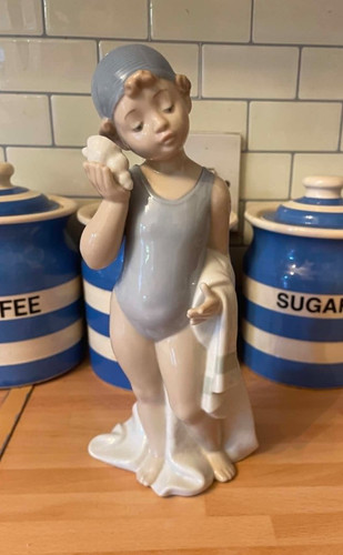 2001 lladro nao - lladro, whispering
