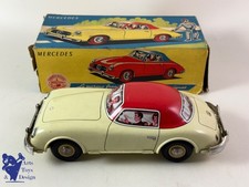 ANTIQUE TOY JOUSTRA 2031 CAR