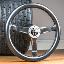 Volante MOMO Alfa Romeo