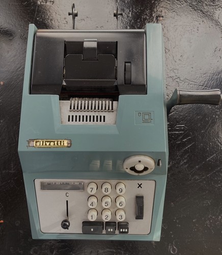 Calcolatrice meccanica vintage