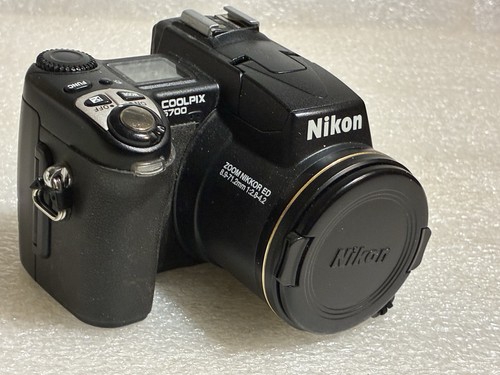 Nikon coolpix 5700 zoom - 5700, nikkor