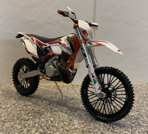 2015 ktm 300exc 300 - 1:12,