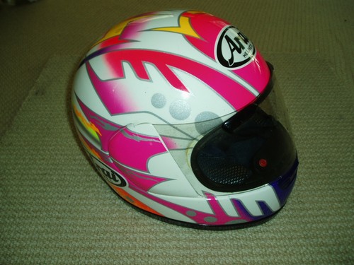 Casco medio arai - arai, quantum