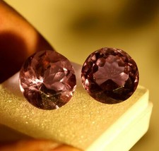 Coppia di pietre preziose