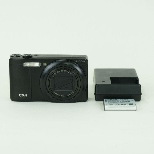 Fotocamera digitale compatta