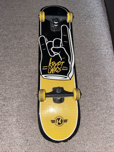 Skateboard