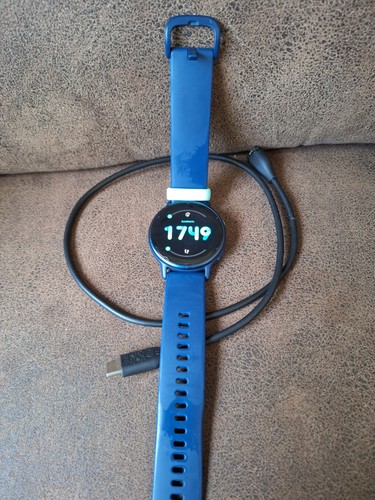Garmin vivoactive gps - garmin,