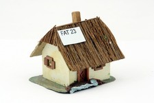 Faller ?? HO baracche/capanne/paglia fat)23