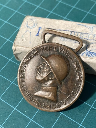 Medaglia guerra 1915 - guerra,