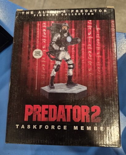 Statua predator figurine - predator,