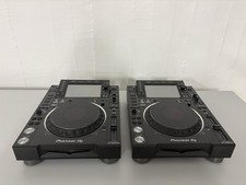 2 x Pioneer CDJ-2000NXS2 con