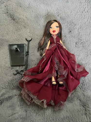 Bratz doll holiday - holiday, katia