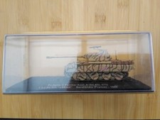 CARRO ARMATO scala 1:72