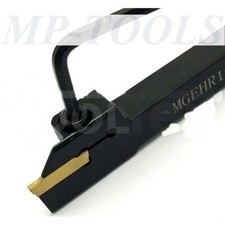 UTENSILE DA TAGLIO PER TORNIO