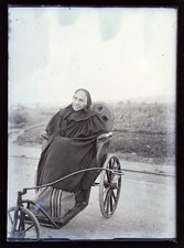 Donna vecchio handicapée - donna,