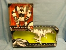 WOW WEE MINI ROBOT ROBOSAPIEN