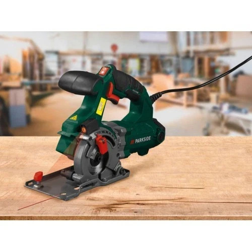 Motosega elettrica - , a