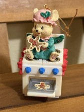 Topo su forno/fornello vintage