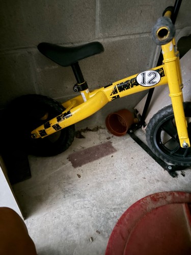 Bicicletta bimbo senza - , pedali
