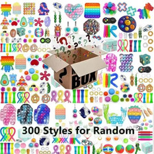 12 pezzi casuali giocattoli
