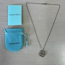 Collana con ciondolo