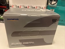 Nuovissimo obiettivo Olympus