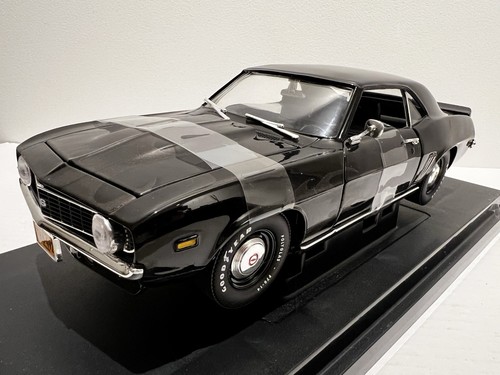 Ertl 1969 camaro street - 1:18,
