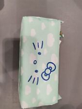 Astuccio bauletto in tessuto Hello Kitty di Tinta Unita.