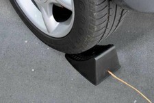 FERMA RUOTA SOSTA CUNEI FERMARUOTA AUTO BLOCCO VEICOLO GARAGE SICUREZZA RUOTE